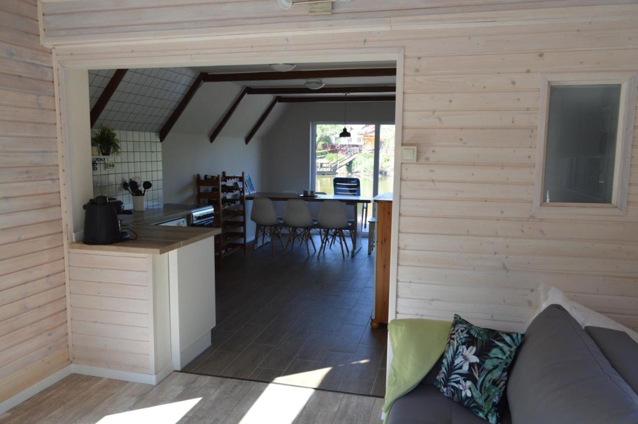 Intertranscoop Lake House Vamosszabadi Exterior foto